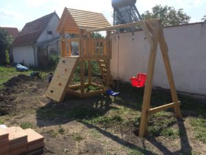 3 hintás széles torony mászófallal